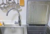以水果清洗油烟机的有效方法（使用水果清洗油烟机的技巧和注意事项）