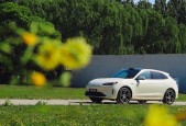 高考后学车潮来临！智能 SUV 问界新 M5 Ultra 成年轻人购车优选