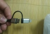 魔兽充电器无线使用方法是什么？