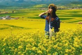 如何用手拿手机拍出创意风格的照片？有哪些技巧？