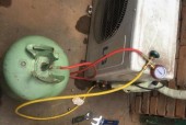 以空调加氟为什么要排气（解析空调加氟排气的重要性与必要性）