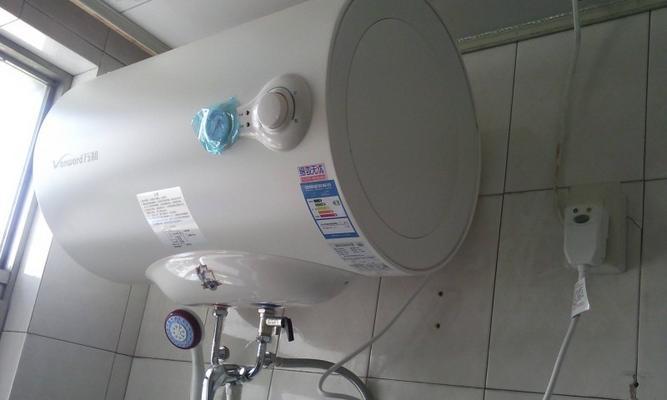 电热水器滴水的处理方法（家电维修师傅教你如何解决电热水器滴水问题）  第2张