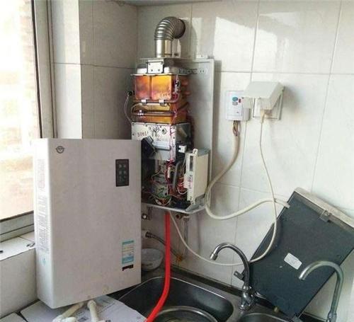 以即热式电热水器故障解决方法（解决E1E2E3E4E5E6错误代码的关键技巧）  第2张