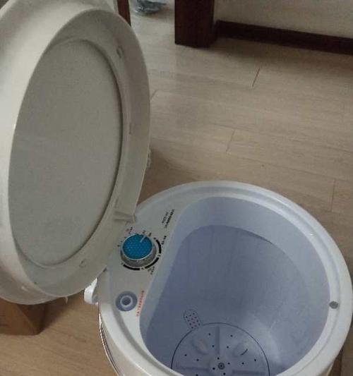 解决全自动洗衣机不排水问题的有效方法（如何应对全自动洗衣机无法正常排水的情况）  第1张