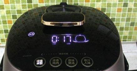 电饭煲通电后灯亮的解决办法（如何处理电饭煲通电后灯亮问题）  第1张