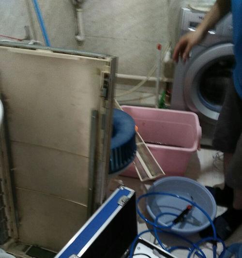 立式空调清洗方法及步骤（保持室内空气清新）  第2张