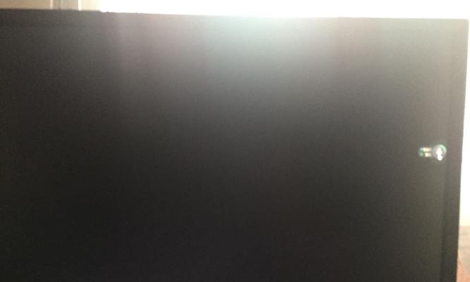 拍桌子把电脑拍黑屏了怎么回事？可能是哪些原因造成的？  第2张