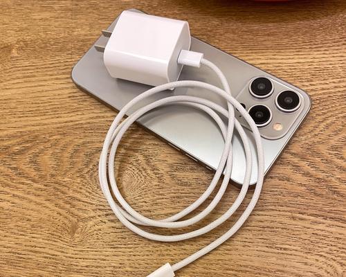 苹果老式充电器插头使用技巧是什么？  第3张