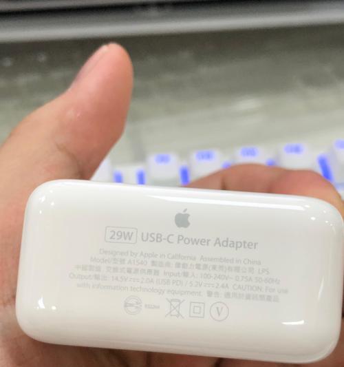 卡侬头充电器型号是什么？它有什么特点？  第1张