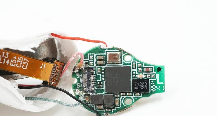 蓝牙耳机发热问题如何解决？线路板发热是正常现象吗？  第3张