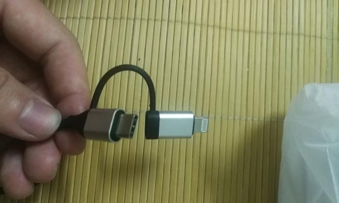 魔兽充电器无线使用方法是什么？  第1张