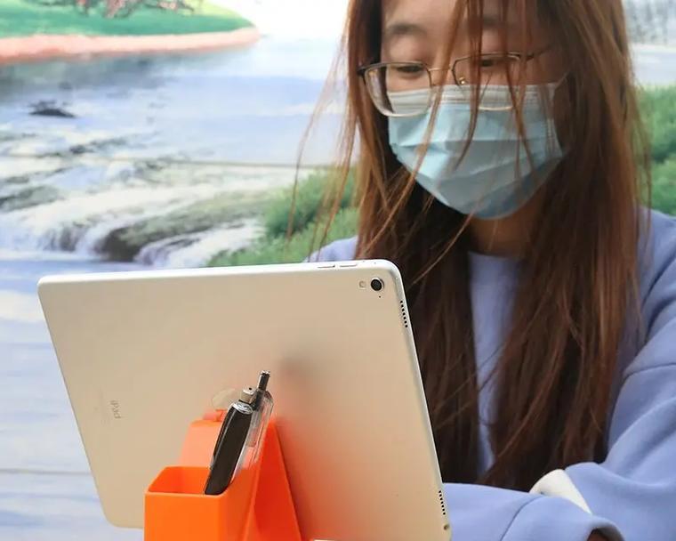 奥雅琪手机支架使用方法是什么？如何调整角度？  第2张