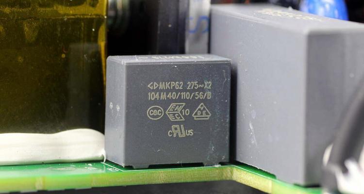 散热器电源模块拆卸步骤是什么？拆卸时应注意什么？  第1张