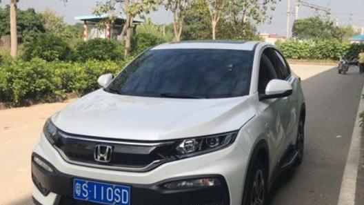 Bedrock是哪个汽车品牌？它的汽车有何特点？  第2张